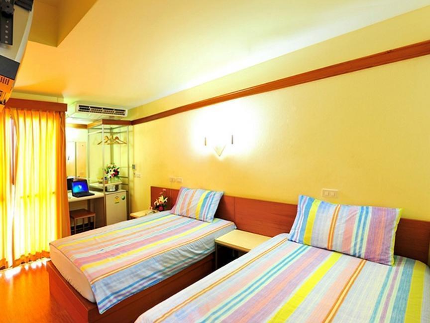 Mad Monkey Hostel 방콕 외부 사진