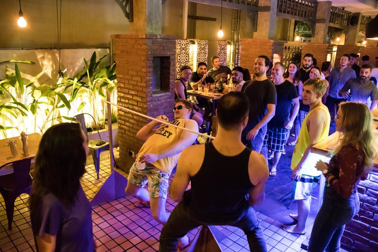 Mad Monkey Hostel 방콕 외부 사진