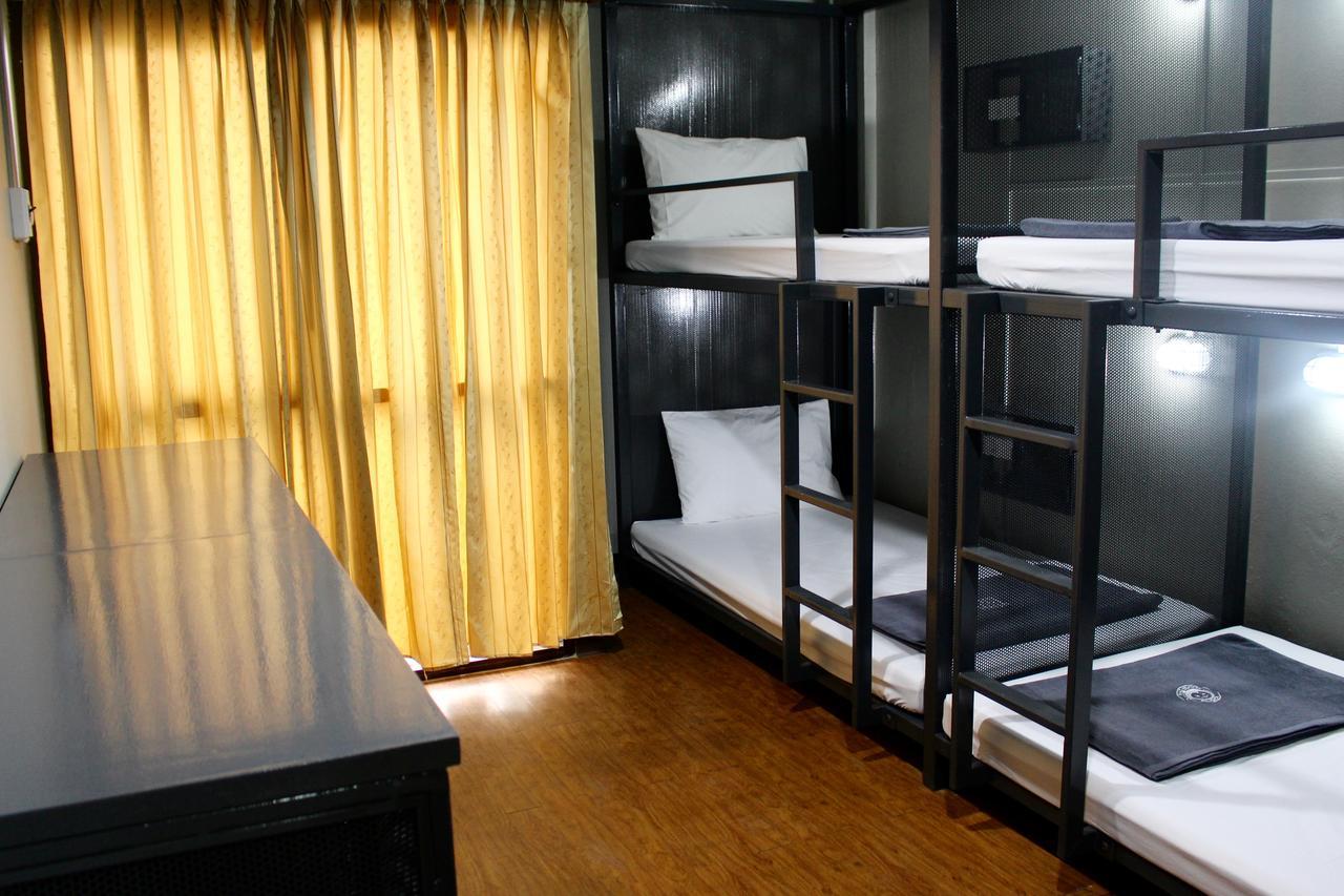 Mad Monkey Hostel 방콕 외부 사진