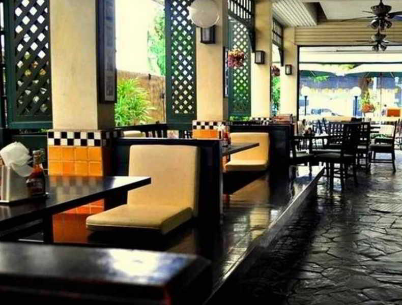 Mad Monkey Hostel 방콕 외부 사진